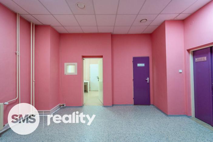 Prodej ordinace, Rožnov pod Radhoštěm, Lesní, 270 m2