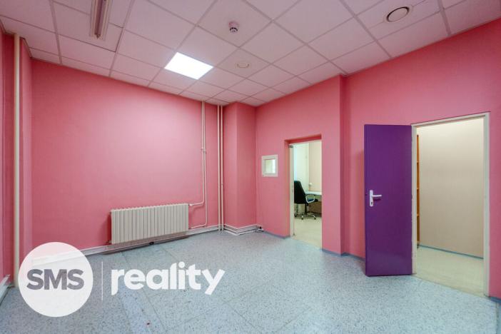 Prodej ordinace, Rožnov pod Radhoštěm, Lesní, 270 m2