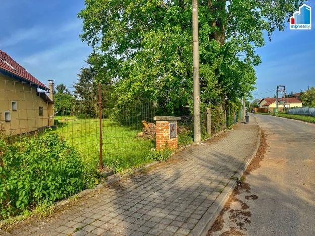 Prodej pozemku pro bydlení, Úherce, Topolová, 657 m2