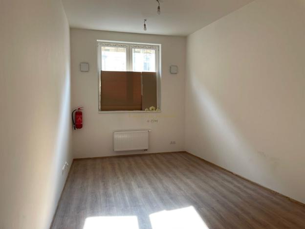 Prodej obchodního prostoru, Praha - Košíře, Plzeňská, 39 m2