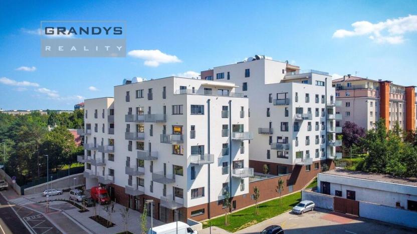 Prodej bytu 1+kk, Praha - Strašnice, Štěchovická, 34 m2