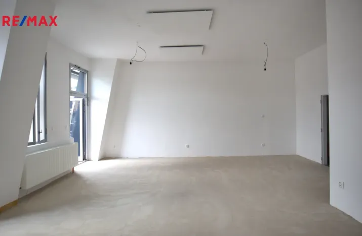 Pronájem obchodního prostoru, Kopřivnice, Záhumenní, 47 m2