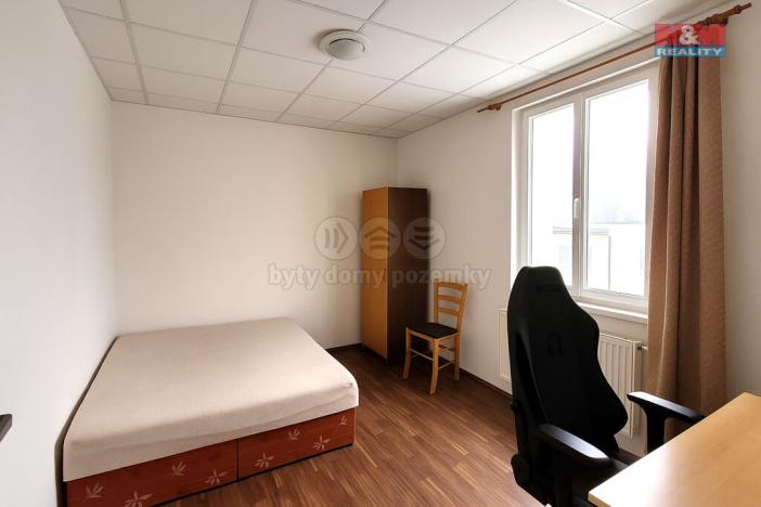 Prodej obchodního prostoru, Bílina, Želivského, 467 m2