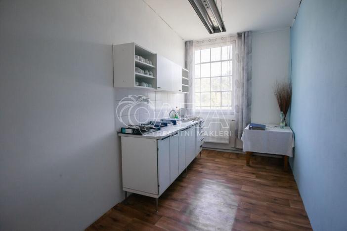 Pronájem kanceláře, Fulnek, 1. máje, 23 m2