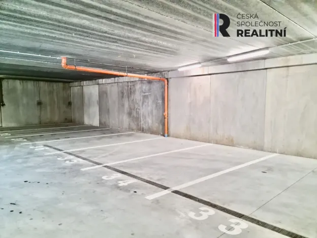 Pronájem bytu 1+kk, Zlín, Lorencova, 42 m2