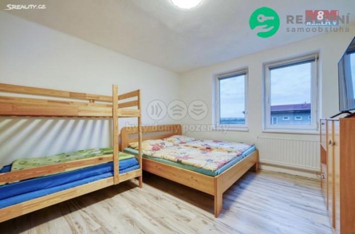 Prodej bytu 2+1, Nové Sedlo, Hůrecká, 45 m2