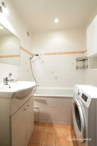 Pronájem bytu 2+1, Praha - Strašnice, Hostýnská, 55 m2