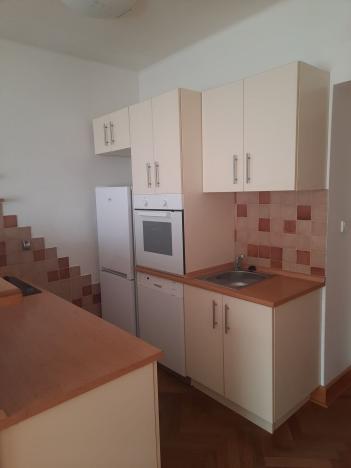 Pronájem bytu 2+kk, Plzeň, Ruská, 36 m2
