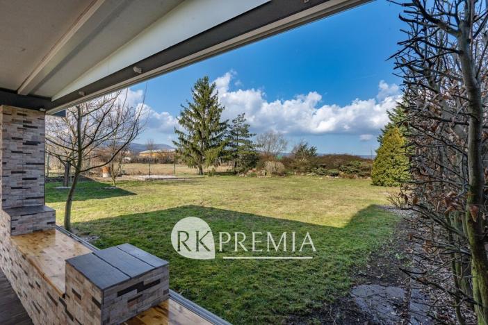 Prodej obchodního prostoru, Lahošť, U Kapličky, 1331 m2