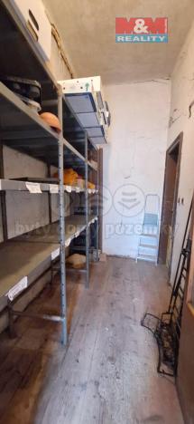 Prodej obchodního prostoru, Sezemice, Masarykova, 85 m2