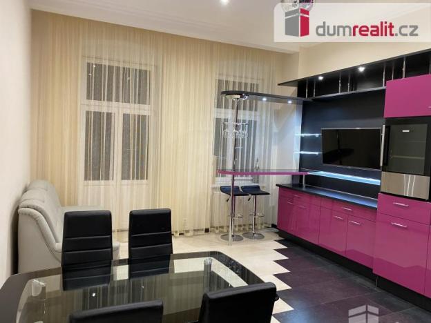 Prodej bytu 2+1, Mariánské Lázně, Hlavní třída, 102 m2