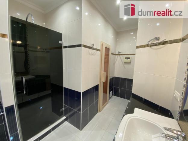 Prodej bytu 2+1, Mariánské Lázně, Hlavní třída, 102 m2