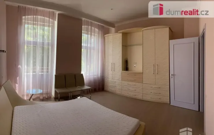 Prodej bytu 2+1, Mariánské Lázně, Hlavní třída, 102 m2