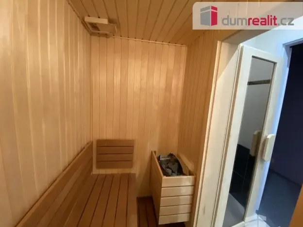 Prodej bytu 2+1, Mariánské Lázně, Hlavní třída, 102 m2