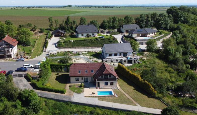 Prodej rodinného domu, Zaječice, 324 m2