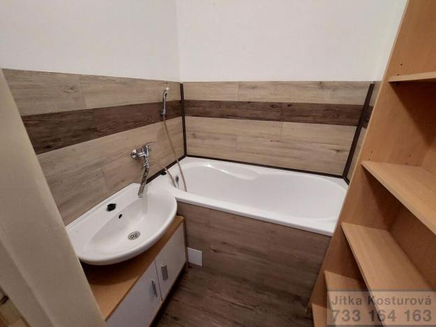 Prodej bytu 3+1, Krnov - Pod Cvilínem, SPC P, 74 m2