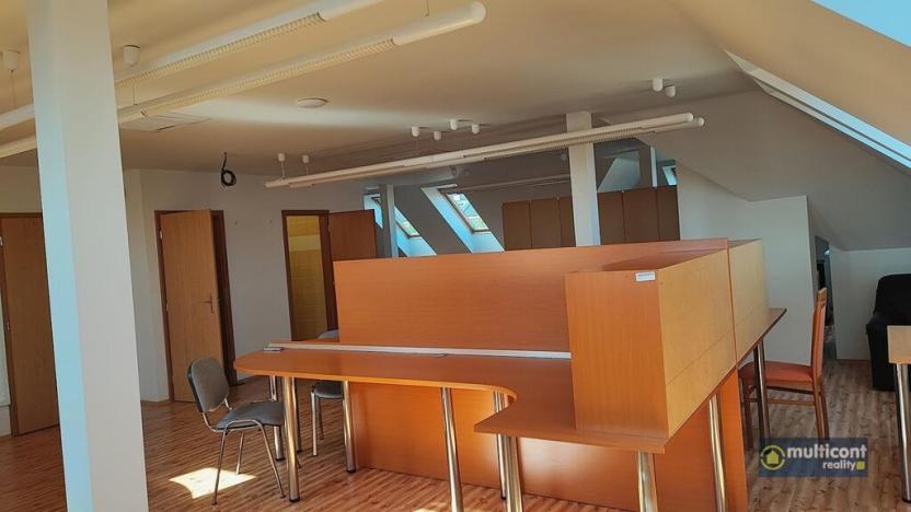 Pronájem kanceláře, Vyškov - Vyškov-Město, 9. května, 118 m2