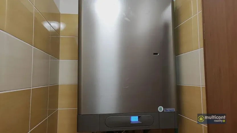 Pronájem kanceláře, Vyškov - Vyškov-Město, 9. května, 118 m2