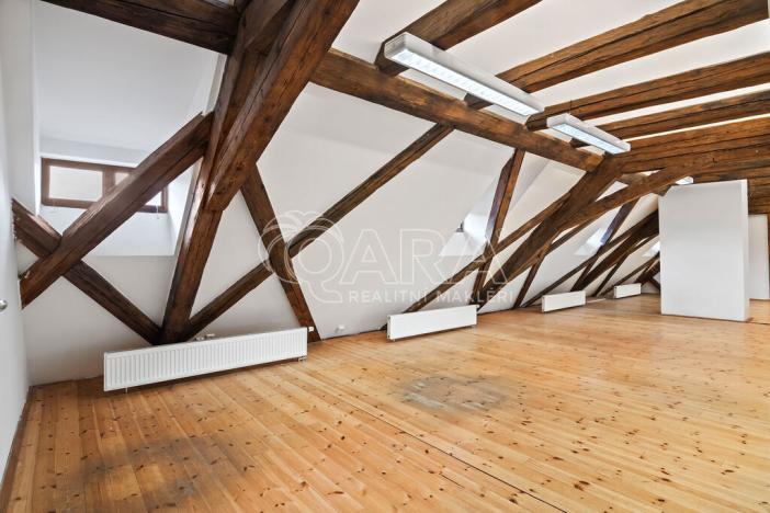Pronájem kanceláře, Praha - Staré Město, Konviktská, 135 m2