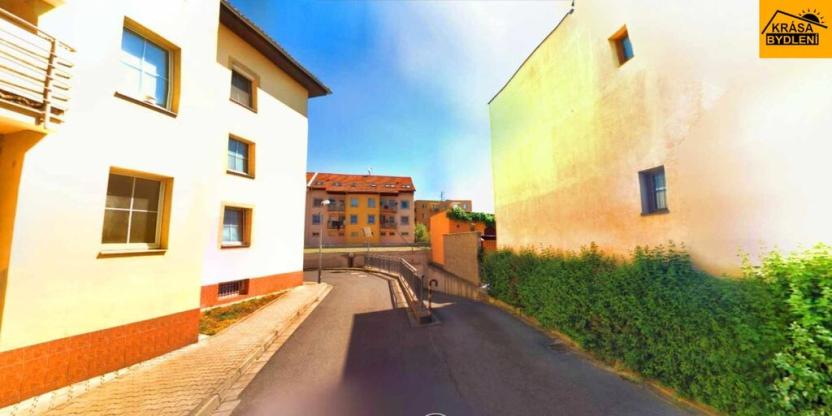 Pronájem garážového stání, Olomouc, Sladkovského, 732 m2