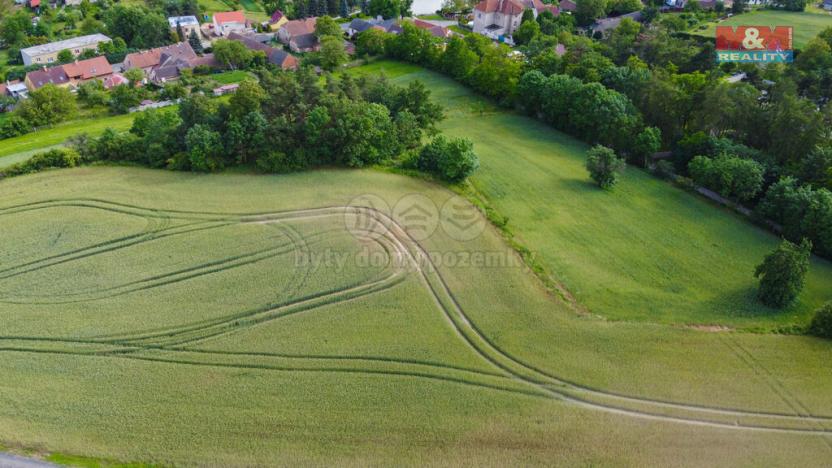 Prodej pole, Ledce, 8704 m2