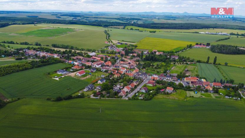 Prodej pole, Tuřany - Byseň, 27000 m2