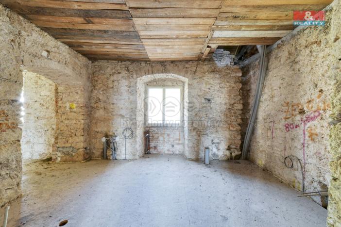 Prodej historického objektu, Manětín, 595 m2