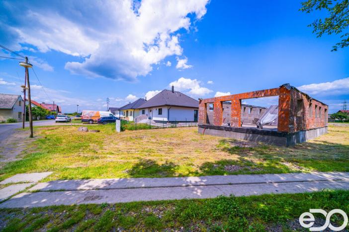 Prodej pozemku pro bydlení, Hlízov, 1320 m2