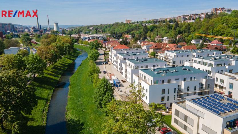 Pronájem bytu 2+kk, Zlín, Tyršovo nábřeží, 60 m2