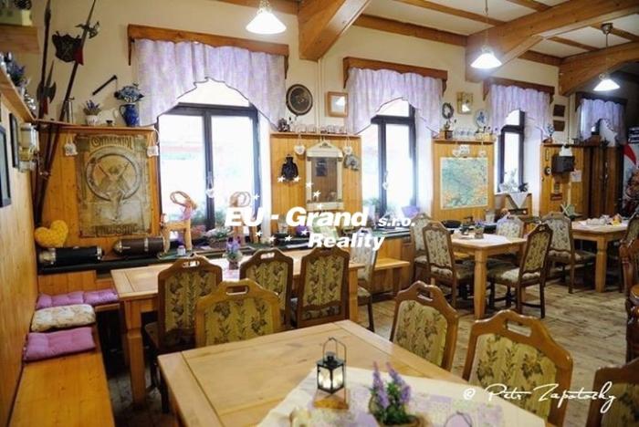 Prodej rodinného domu, Doubice, 2000 m2