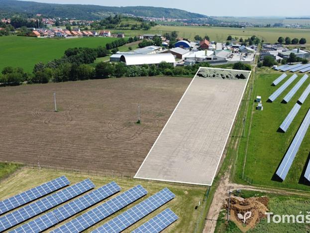 Prodej pozemku pro komerční výstavbu, Pozořice, 7086 m2
