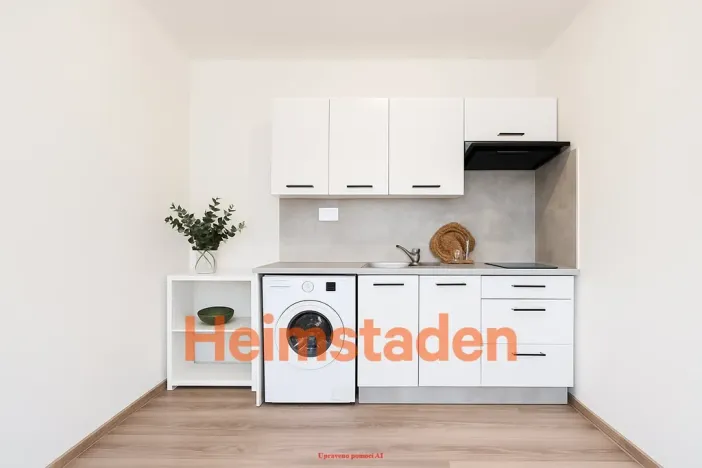 Pronájem bytu 1+kk, Havířov - Město, Hlavní třída, 25 m2