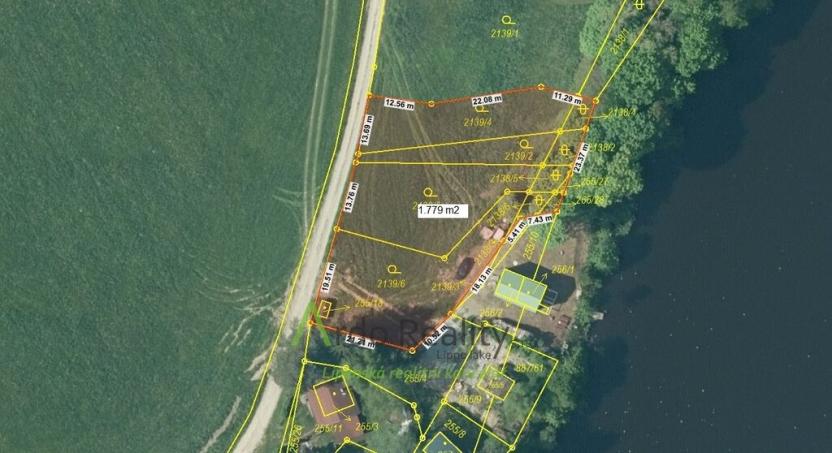 Prodej komerční nemovitosti, Frymburk, 1779 m2