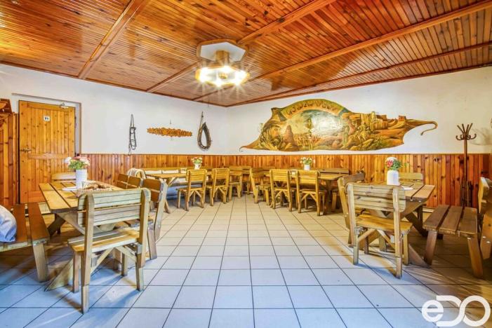 Prodej restaurace, Hradešín, 178 m2