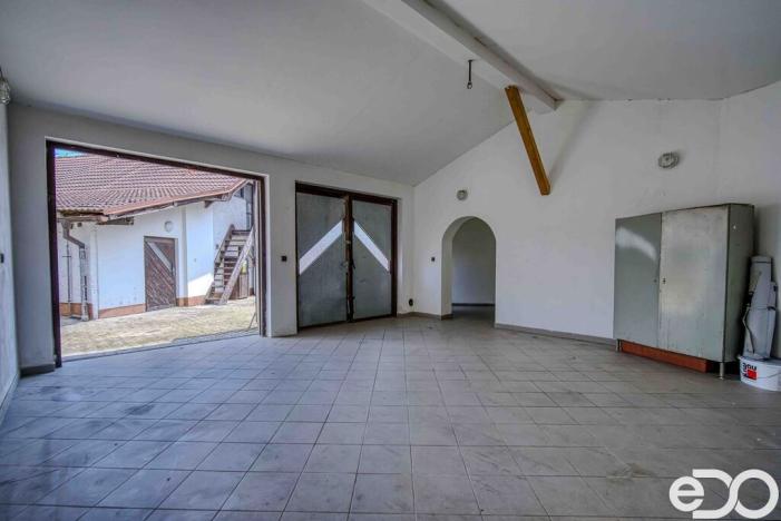 Prodej restaurace, Hradešín, 178 m2