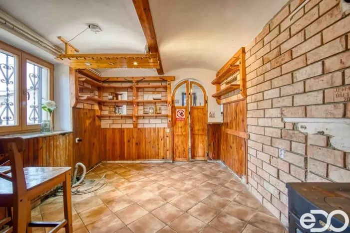 Prodej restaurace, Hradešín, 178 m2