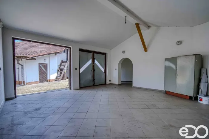 Prodej restaurace, Hradešín, 178 m2