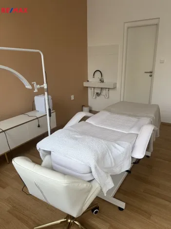 Pronájem komerční nemovitosti, Moravská Třebová - Předměstí, Komenského, 82 m2