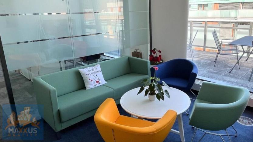 Pronájem kanceláře, Praha - Karlín, Karolinská, 315 m2