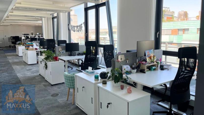 Pronájem kanceláře, Praha - Karlín, Karolinská, 315 m2