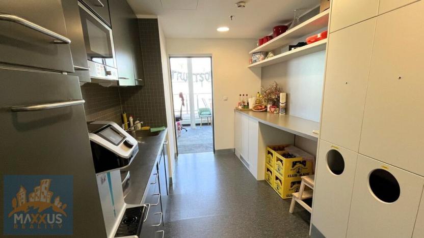 Pronájem kanceláře, Praha - Karlín, Karolinská, 315 m2