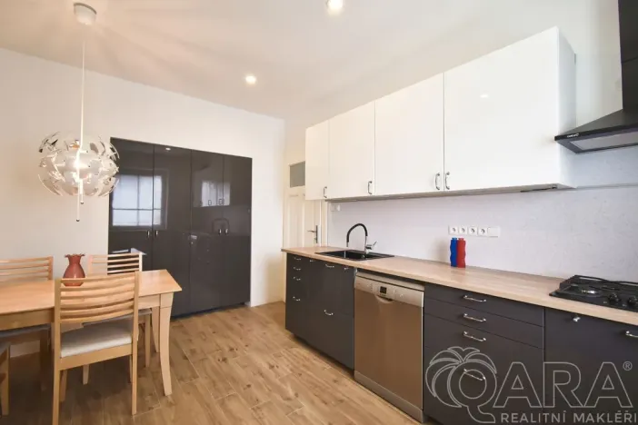 Prodej rodinného domu, Praha - Záběhlice, Kalinová, 284 m2