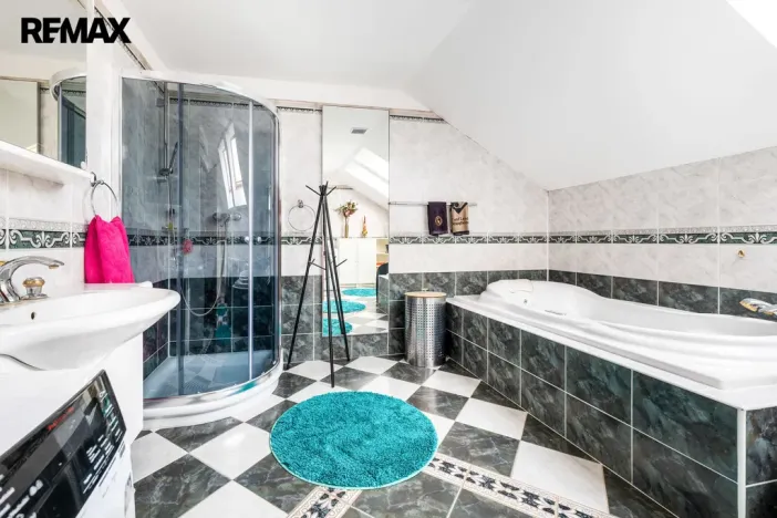 Prodej rodinného domu, Deštná, Farské Vrše, 320 m2