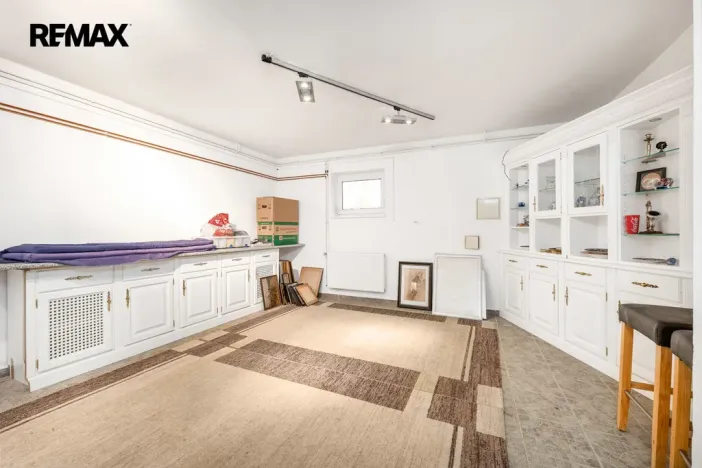 Prodej rodinného domu, Deštná, Farské Vrše, 320 m2