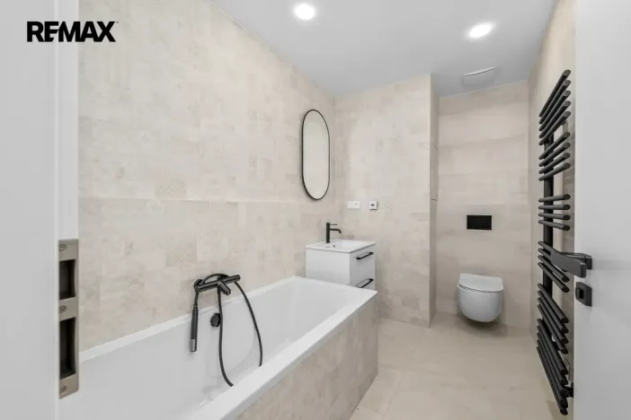 Prodej bytu 4+kk, České Budějovice - České Budějovice 6, Chelčického, 115 m2