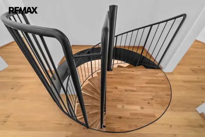 Prodej bytu 4+kk, České Budějovice - České Budějovice 6, Chelčického, 115 m2