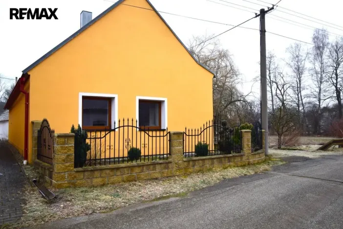 Prodej rodinného domu, Strunkovice nad Blanicí, Na Dražkách, 100 m2