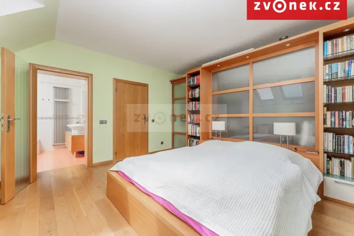 Prodej vily, Hranice - Hranice I-Město, 540 m2