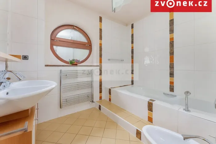 Prodej vily, Hranice - Hranice I-Město, 540 m2