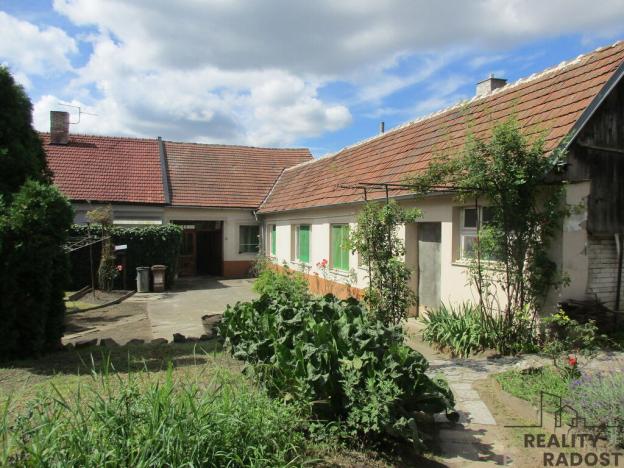 Prodej rodinného domu, Bzenec, náměstí Svobody, 146 m2